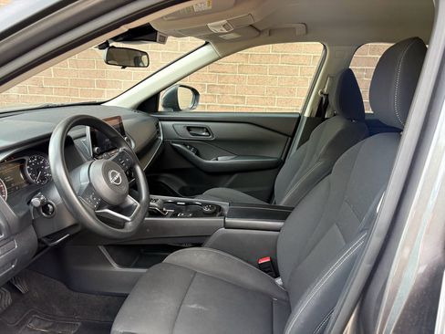 Used 2024 Nissan Rogue S AWD/4WD image 12