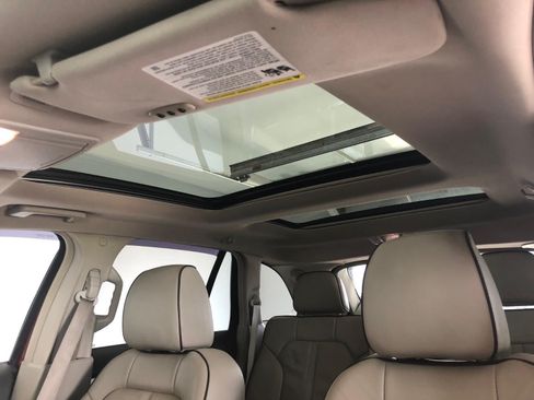 Used 2013 Lincoln MKX AWD image 21