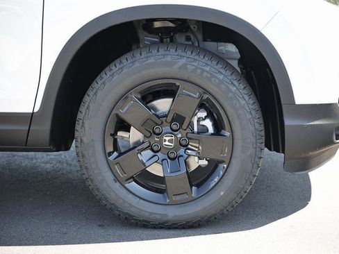 New 2026 Honda Ridgeline Black Edition image 16