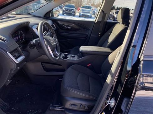 Certified 2022 GMC Terrain SLE w/ Driver Convenience Package image 17