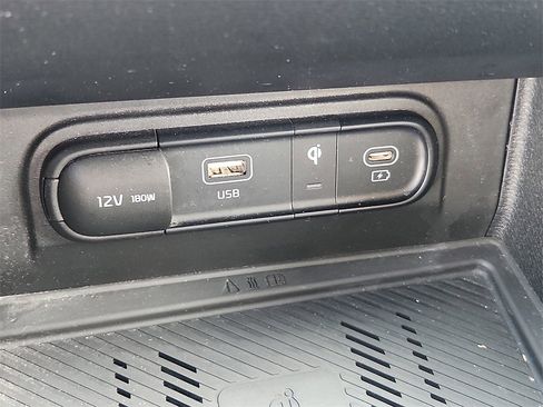 Used 2023 Kia Sportage EX image 26
