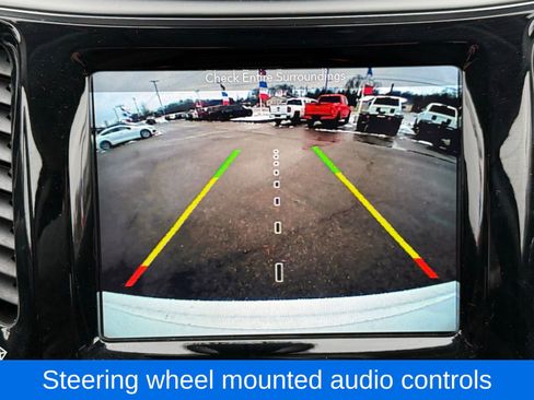 Used 2019 Jeep Cherokee Overland image 35