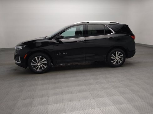 Used 2022 Chevrolet Equinox Premier AWD/4WD image 2