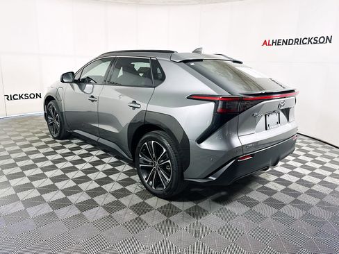 Used 2024 Toyota bZ4X Limited image 5