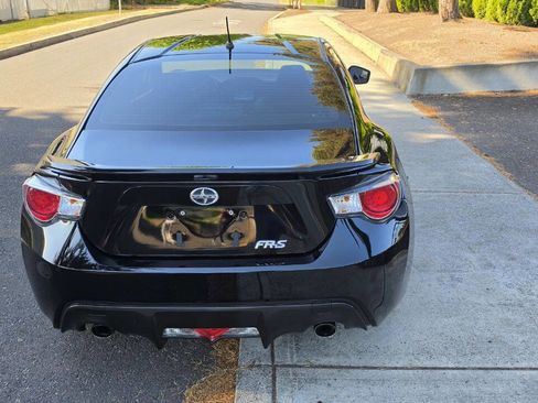 Used 2013 Scion FR-S RWD image 6