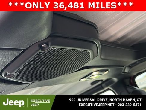 Certified 2022 Jeep Gladiator Willys image 23