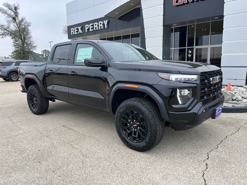 New 2026 GMC Canyon Elevation w/ Convenience Package image 2