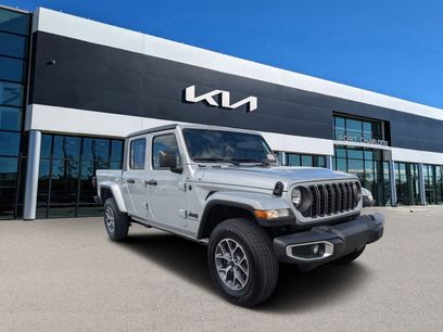 Used 2024 Jeep Gladiator Sport
