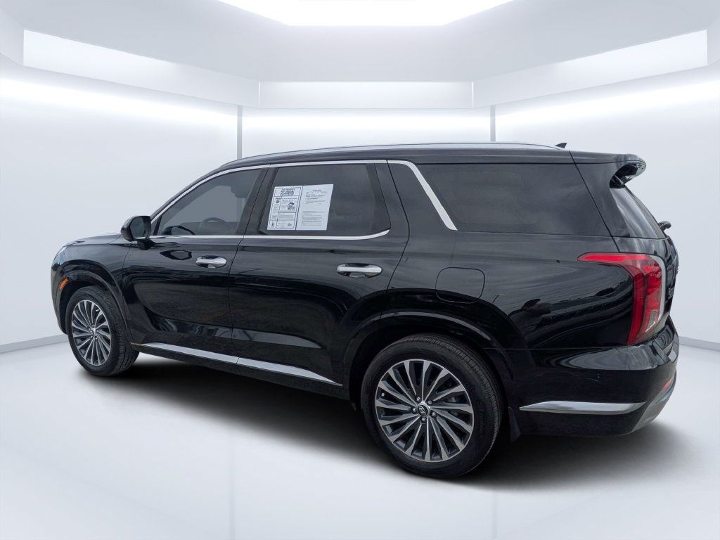 Used 2024 Hyundai Palisade Calligraphy FWD image 6