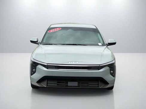 Certified 2025 Kia K4 LXS image 2