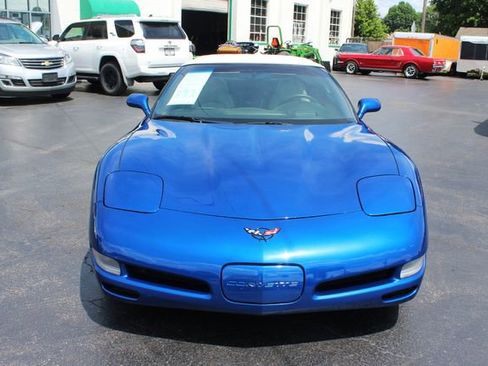 Used 2002 Chevrolet Corvette Convertible w/ Preferred Equipment Group2 RWD image 5