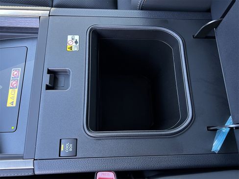 Used 2025 Lexus GX 550 image 21