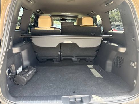 Certified 2026 Lexus GX 550 AWD/4WD image 21