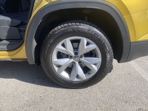 Used 2018 Volkswagen Atlas SE image 19