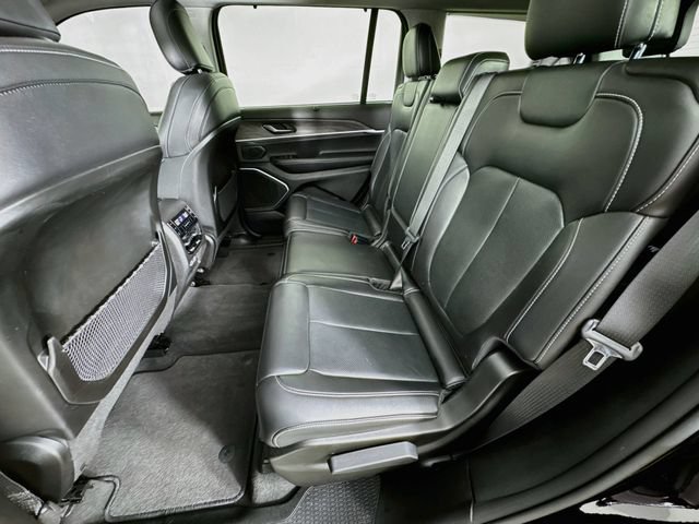 Used 2022 Jeep Grand Cherokee L Limited w/ Luxury Tech Group II AWD/4WD image 30