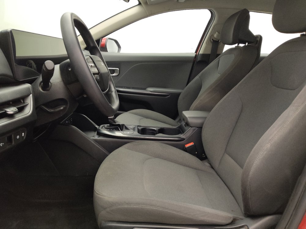 Used 2025 Kia K4 FWD image 17