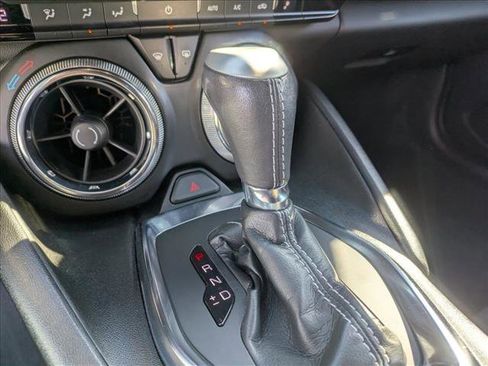 Used 2022 Chevrolet Camaro LT w/ Design Package 1 image 11