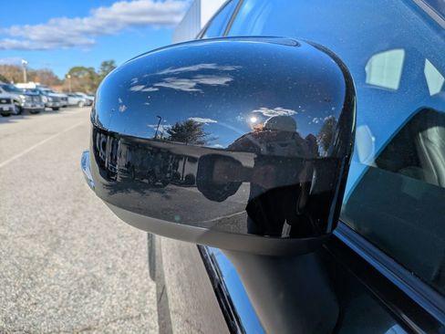 New 2026 Volvo XC60 B5 Ultra w/ Protection Package Premier image 12