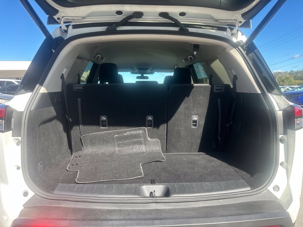 Used 2025 Nissan Pathfinder SV AWD/4WD image 20