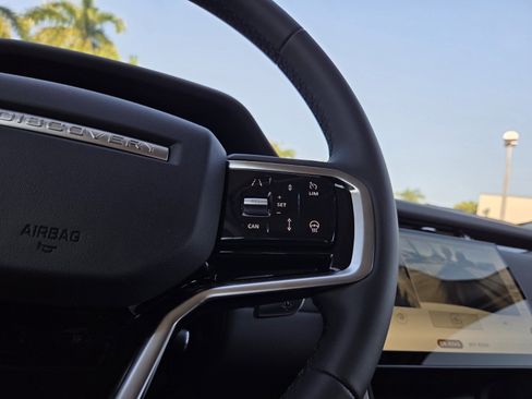 New 2025 Land Rover Discovery Sport S image 11