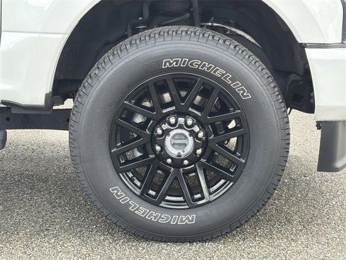 Used 2020 Ford F250 Lariat image 29