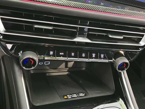 New 2026 Chevrolet Traverse High Country AWD/4WD image 25