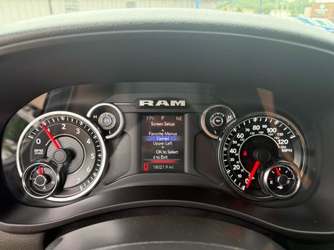Used 2023 RAM 2500 Tradesman AWD/4WD image 13