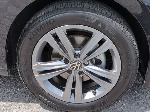 Used 2022 Volkswagen Jetta SE FWD image 11
