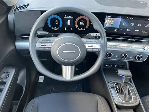 New 2027 Hyundai Kona SE FWD image 15