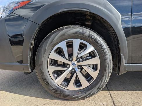 Certified 2025 Subaru Outback Premium w/ Popular Package #1A image 9