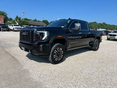 Used 2024 GMC Sierra 2500 Denali Ultimate image 4