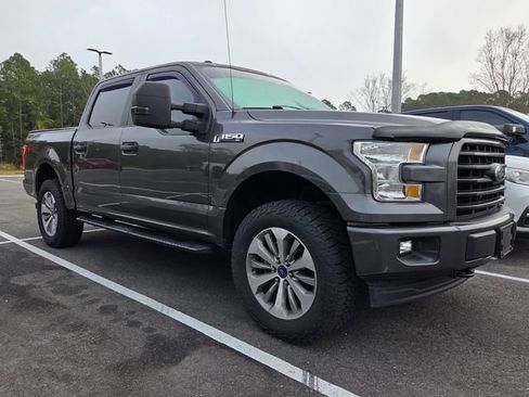 Used 2017 Ford F150 XL w/ Equipment Group 101A Mid image 2