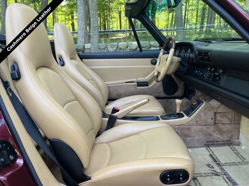 Used 1998 Porsche 911 Carrera RWD image 3