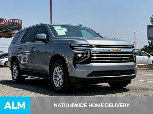 Used 2025 Chevrolet Tahoe LT AWD/4WD image 4