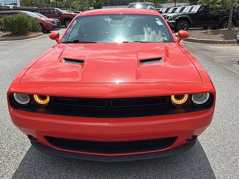Used 2020 Dodge Challenger SXT w/ Blacktop Package AWD/4WD image 3