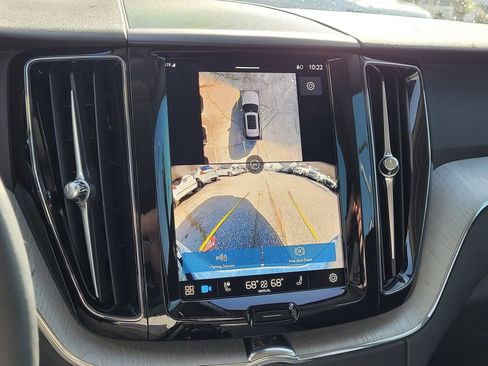 Certified 2025 Volvo XC60 T8 Plus w/ Protection Package Premier image 22