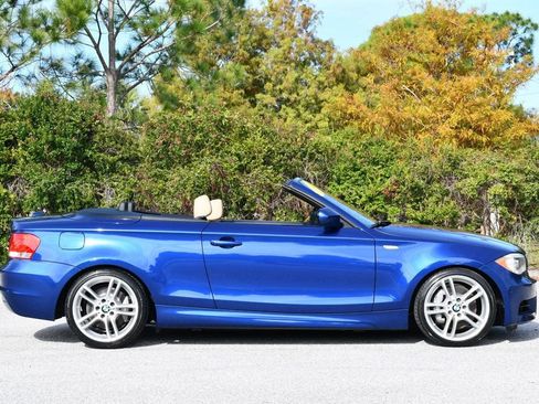 Used 2013 BMW 135i Convertible image 37
