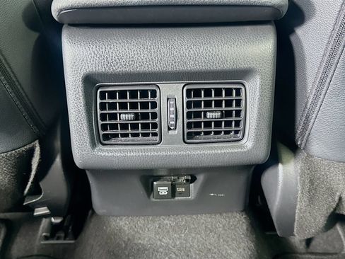 Used 2025 Toyota Camry SE FWD image 24
