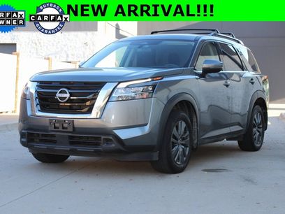 Used 2022 Nissan Pathfinder SV