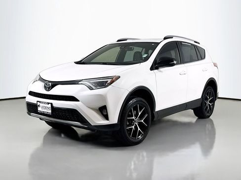 Used 2018 Toyota RAV4 SE w/ Power Extra Value Package image 1