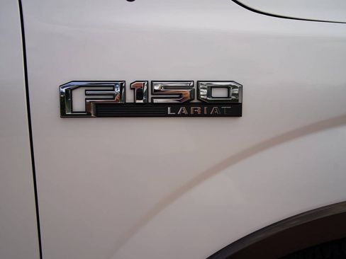 Used 2015 Ford F150 Lariat w/ Equipment Group 501A Mid AWD/4WD image 51