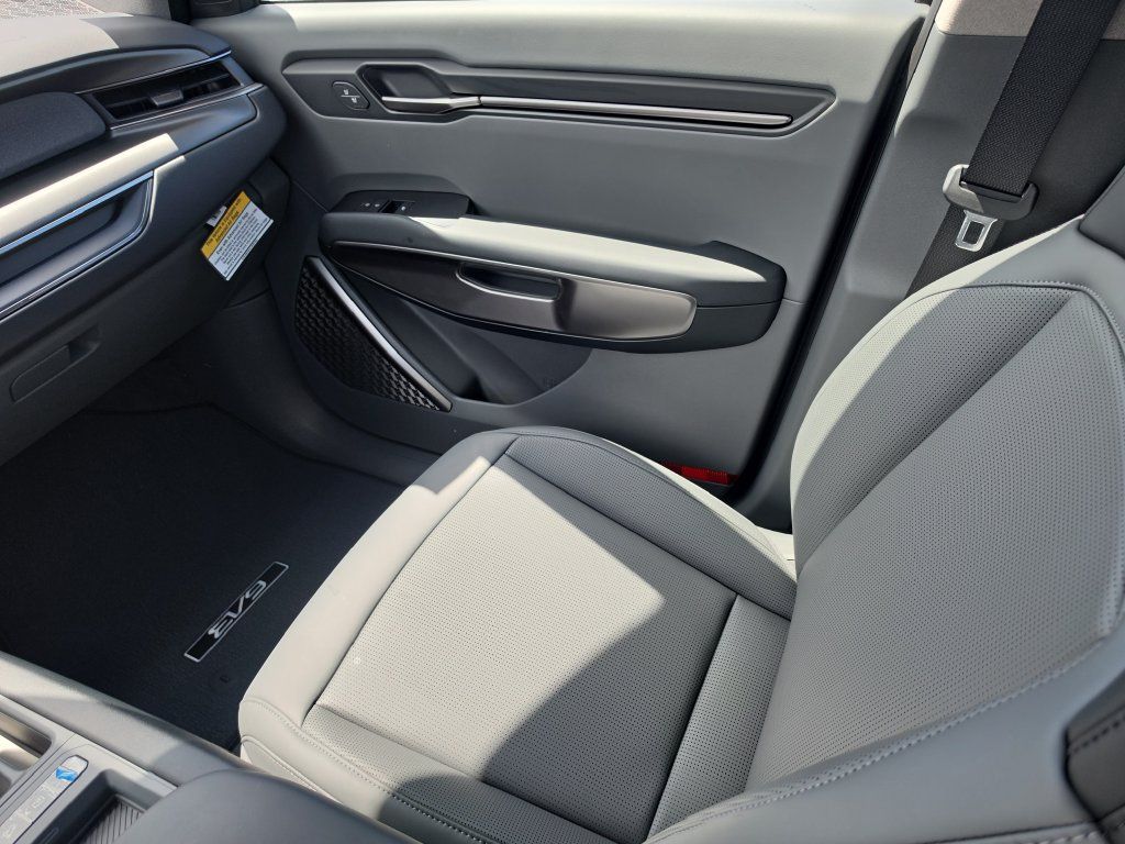 New 2026 Kia EV9 Light RWD image 16