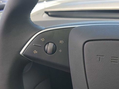 Used 2024 Tesla Model 3 Performance image 23