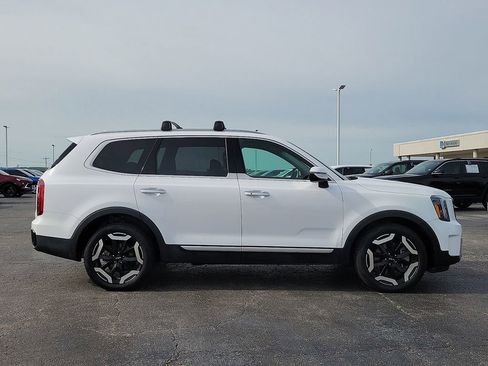 Used 2025 Kia Telluride S AWD/4WD image 6