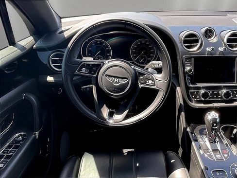 Used 2019 Bentley Bentayga AWD/4WD image 8