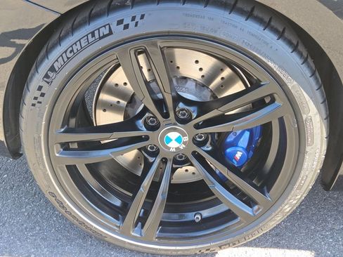 Used 2017 BMW M2 RWD image 10
