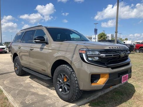 New 2026 Ford Expedition Tremor image 9