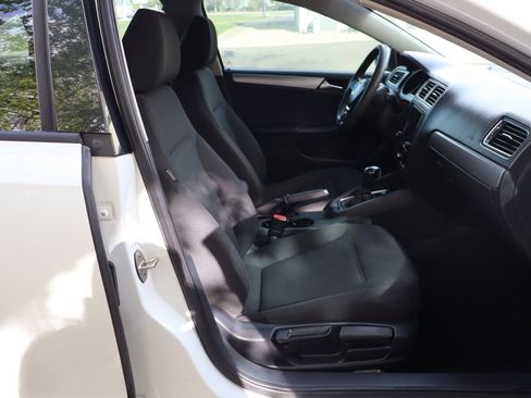 Used 2015 Volkswagen Jetta SE image 22