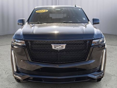 Used 2024 Cadillac Escalade Sport w/ Touring Package image 27