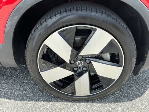 Used 2023 Volvo C40 P8 Recharge Ultimate w/ Protection Package Premier AWD/4WD image 19